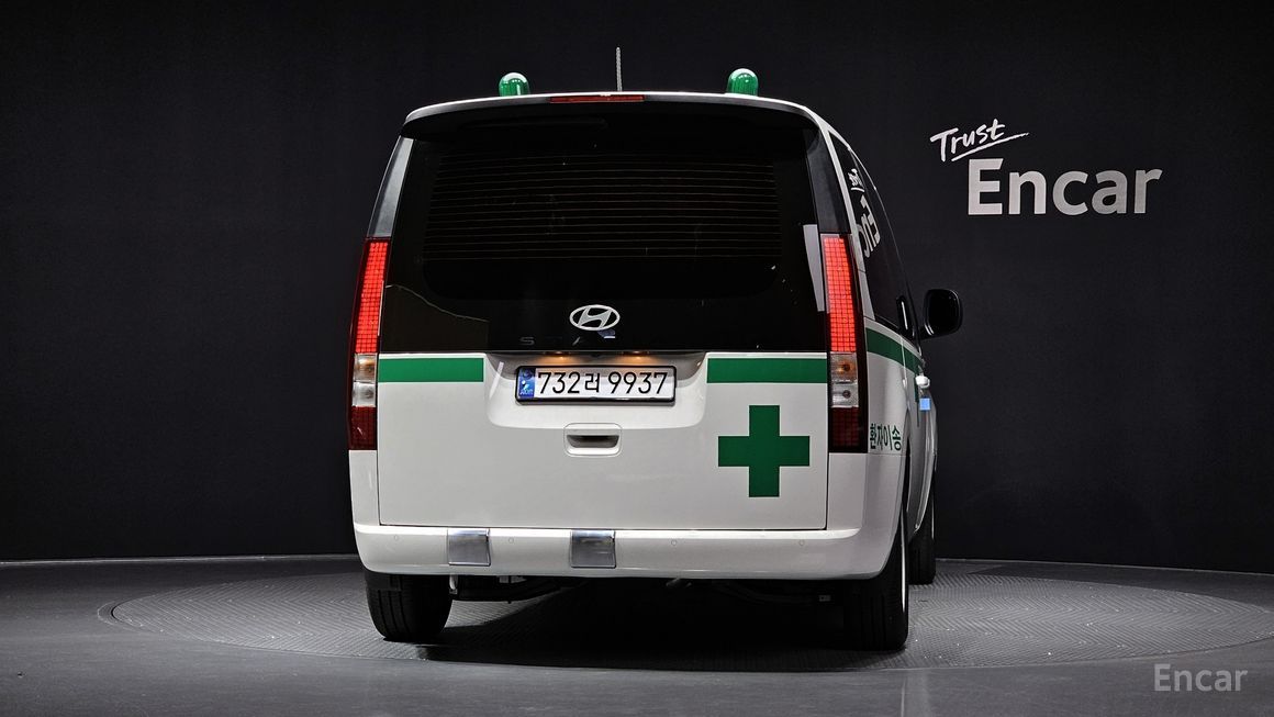 Hyundai Staria - фото 3