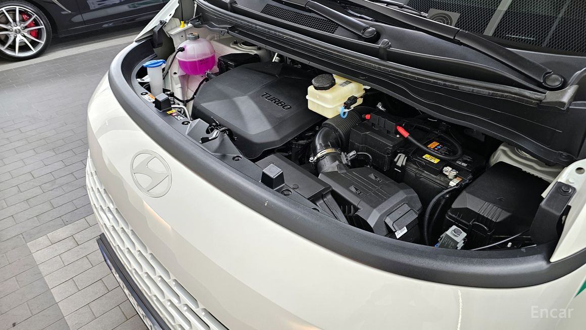 Hyundai Staria - фото 5