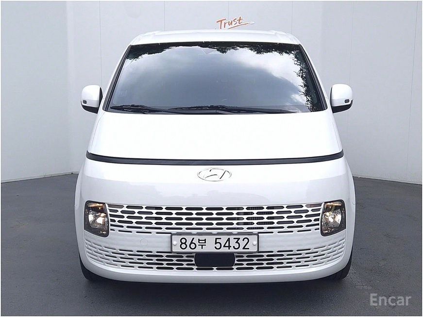 Hyundai Staria - фото 2