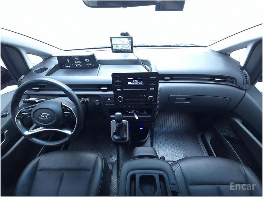 Hyundai Staria - фото 6