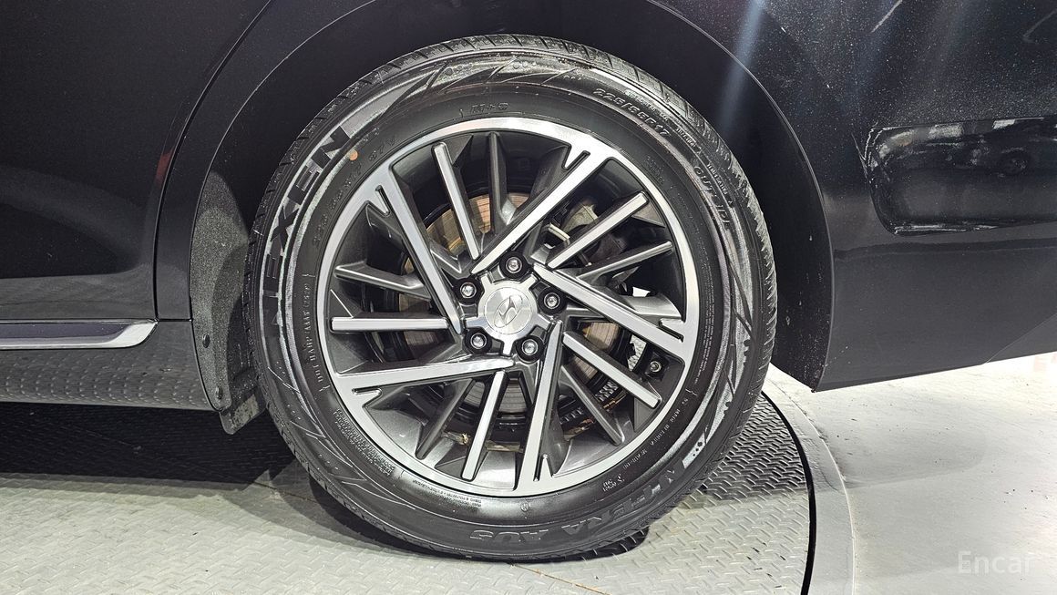 Hyundai Grandeur - фото 4