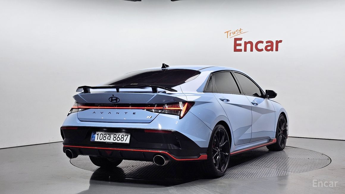 Hyundai Avante - фото 1