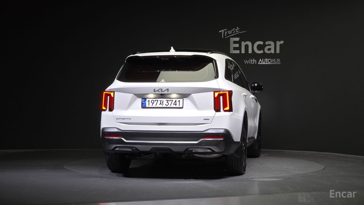 Kia Sorento - фото 3