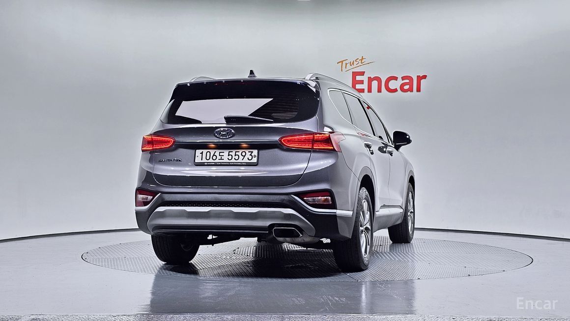 Hyundai Santa Fe - фото 3