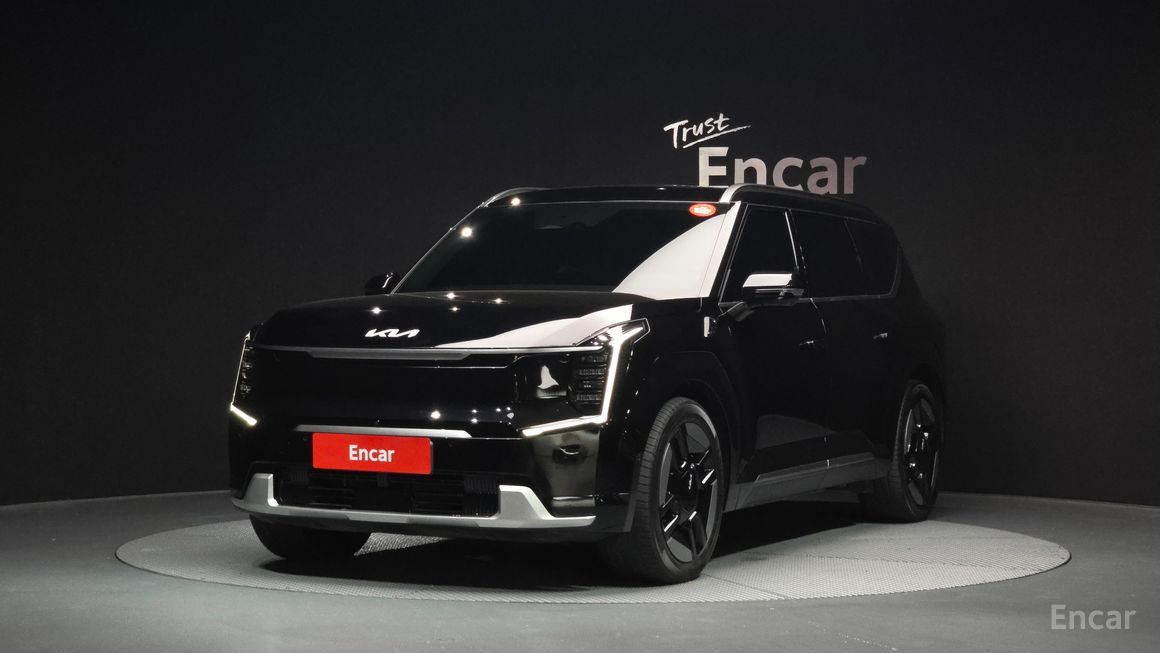 Kia EV9 - фото 0