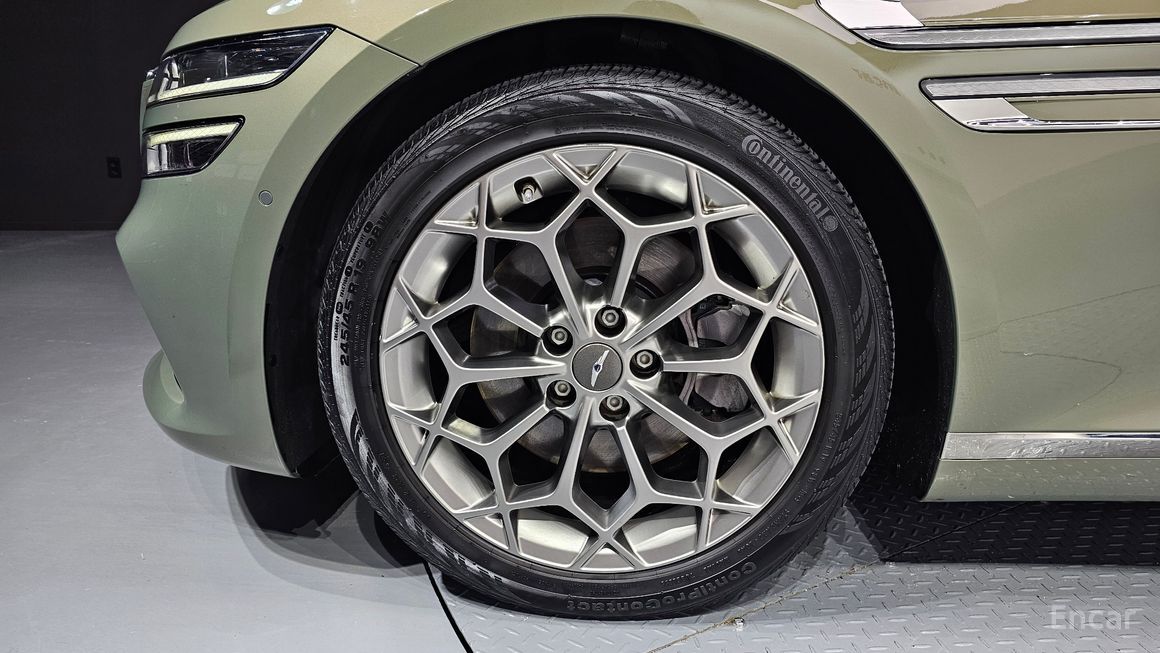 Genesis G80 - фото 4