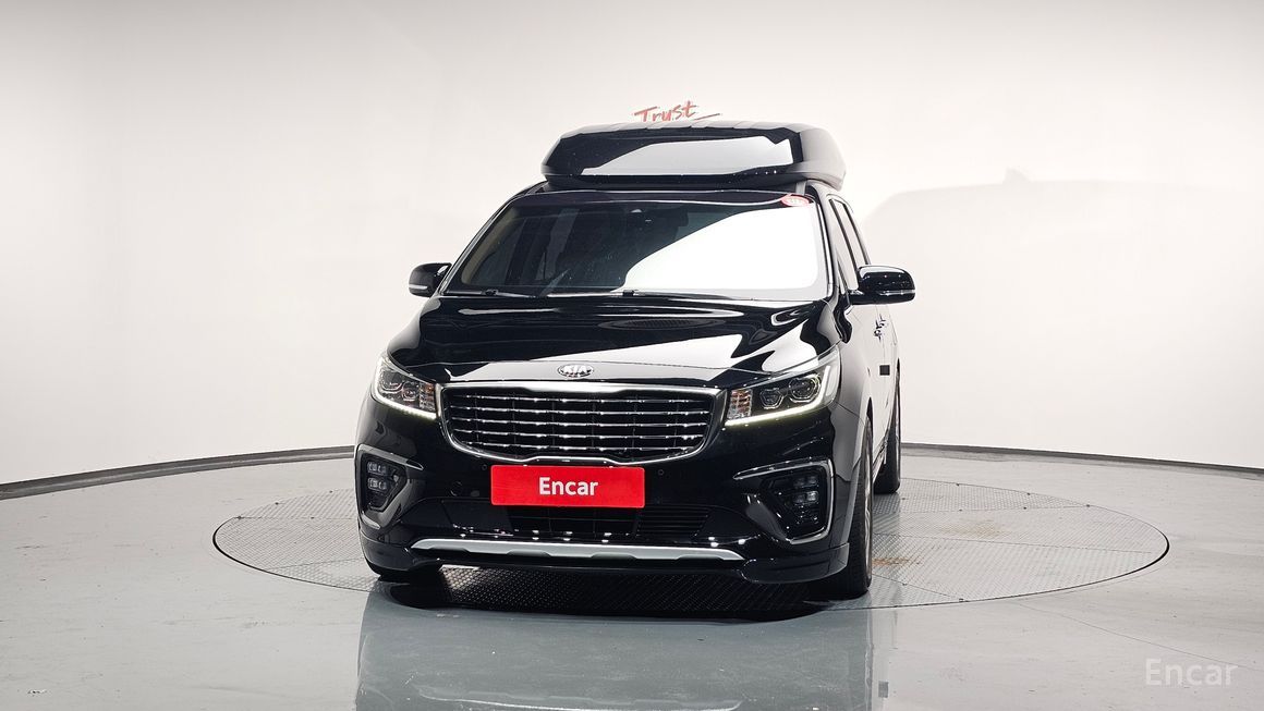Kia Carnival - фото 2