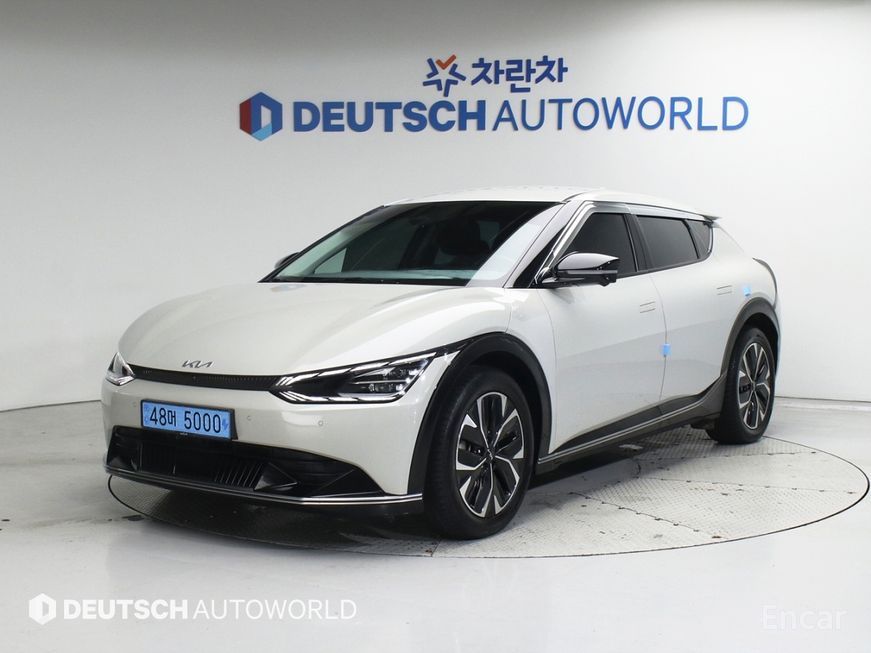 Kia EV6 - фото 0