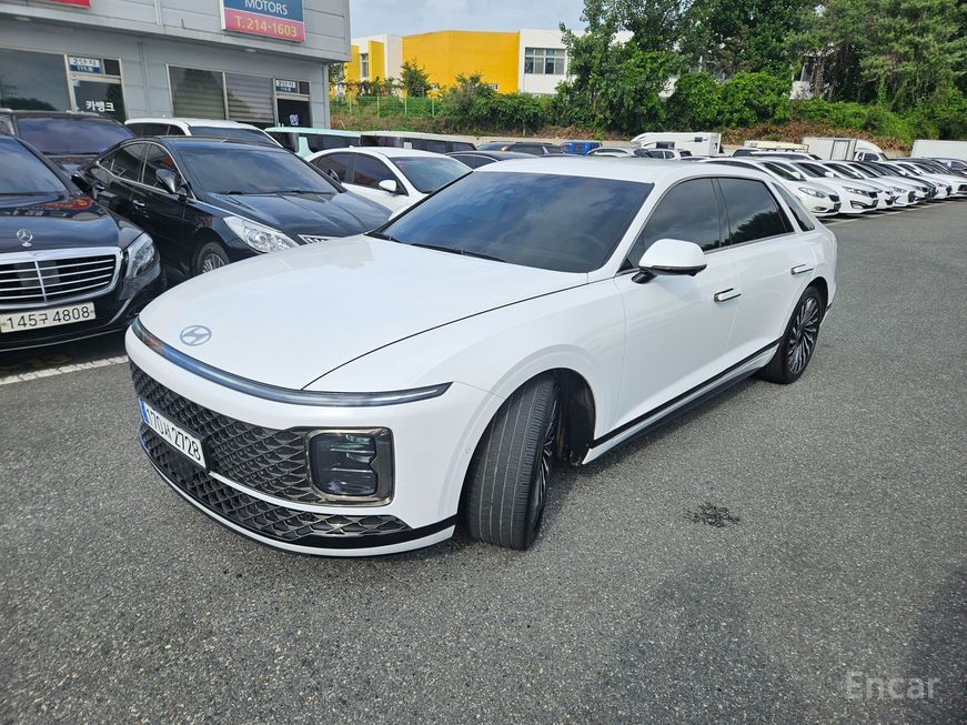 Hyundai Grandeur - фото 2