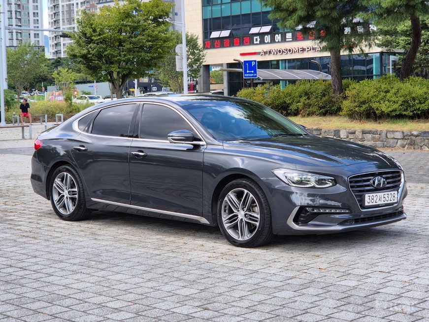 Hyundai Grandeur - фото 2