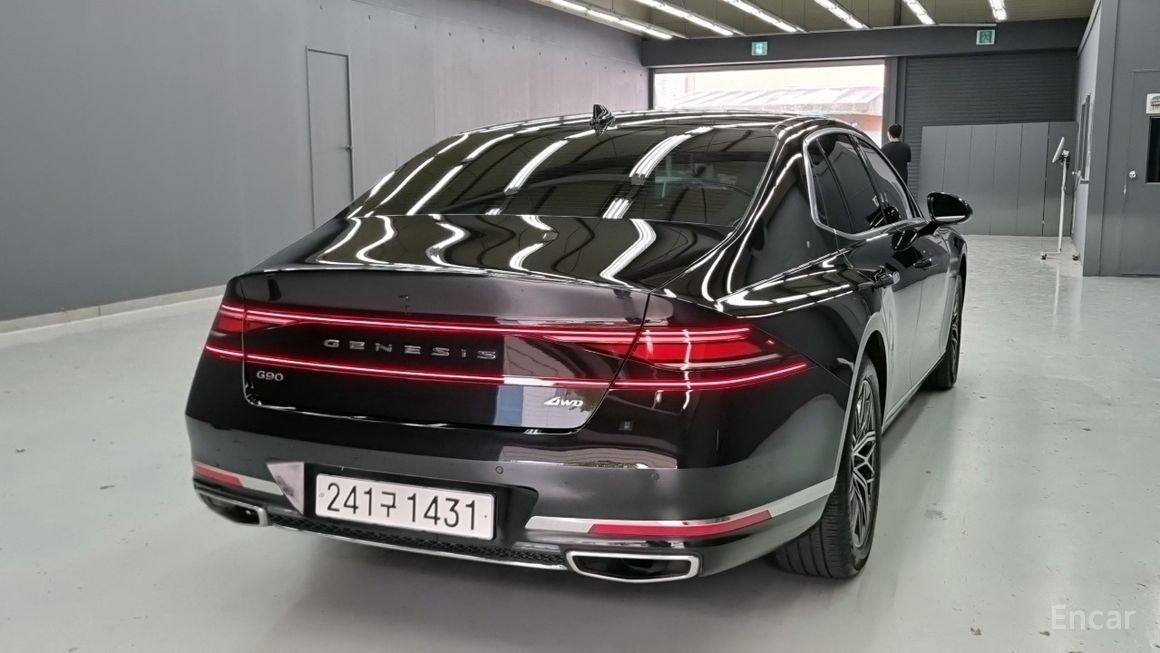 Genesis G90 - фото 1