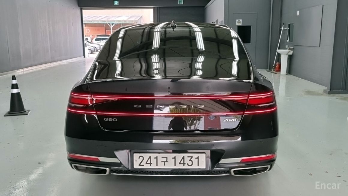 Genesis G90 - фото 3