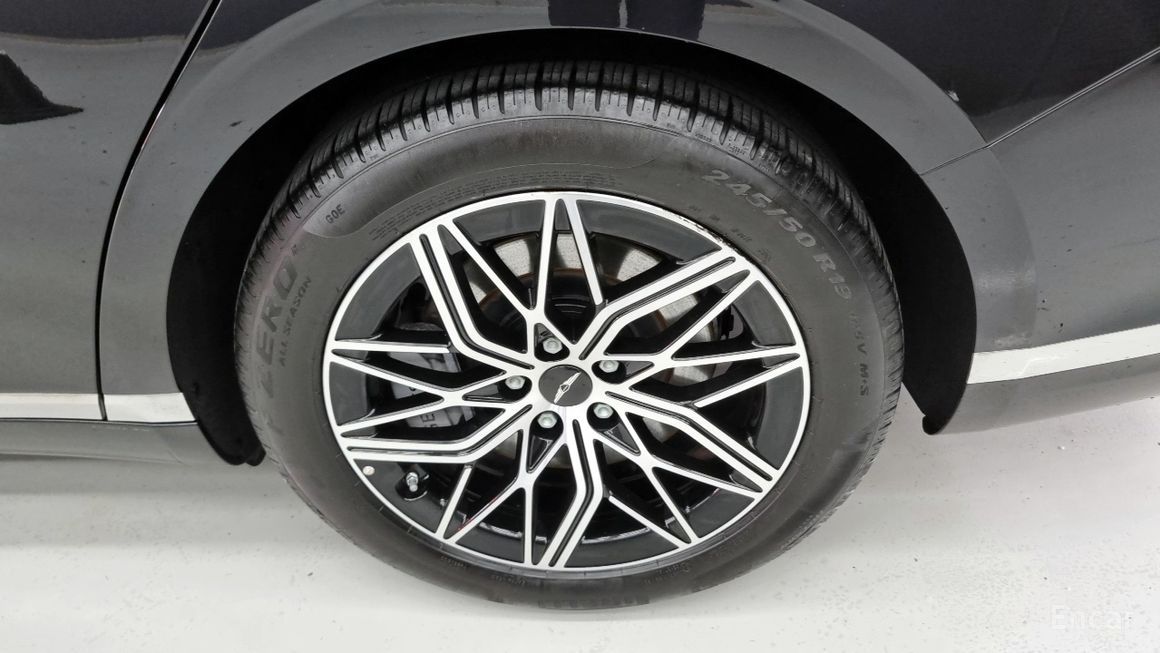 Genesis G90 - фото 4