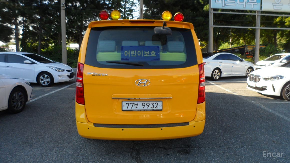 Hyundai Starex - фото 3