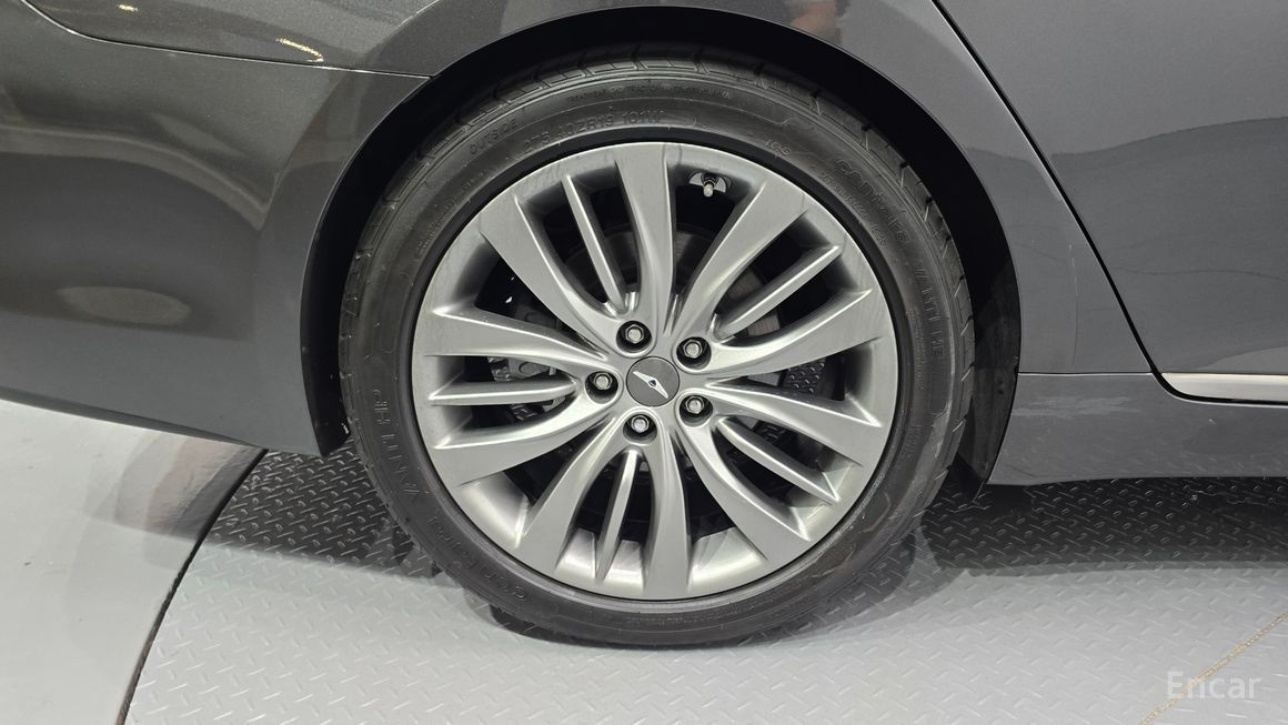 Genesis G80 - фото 4