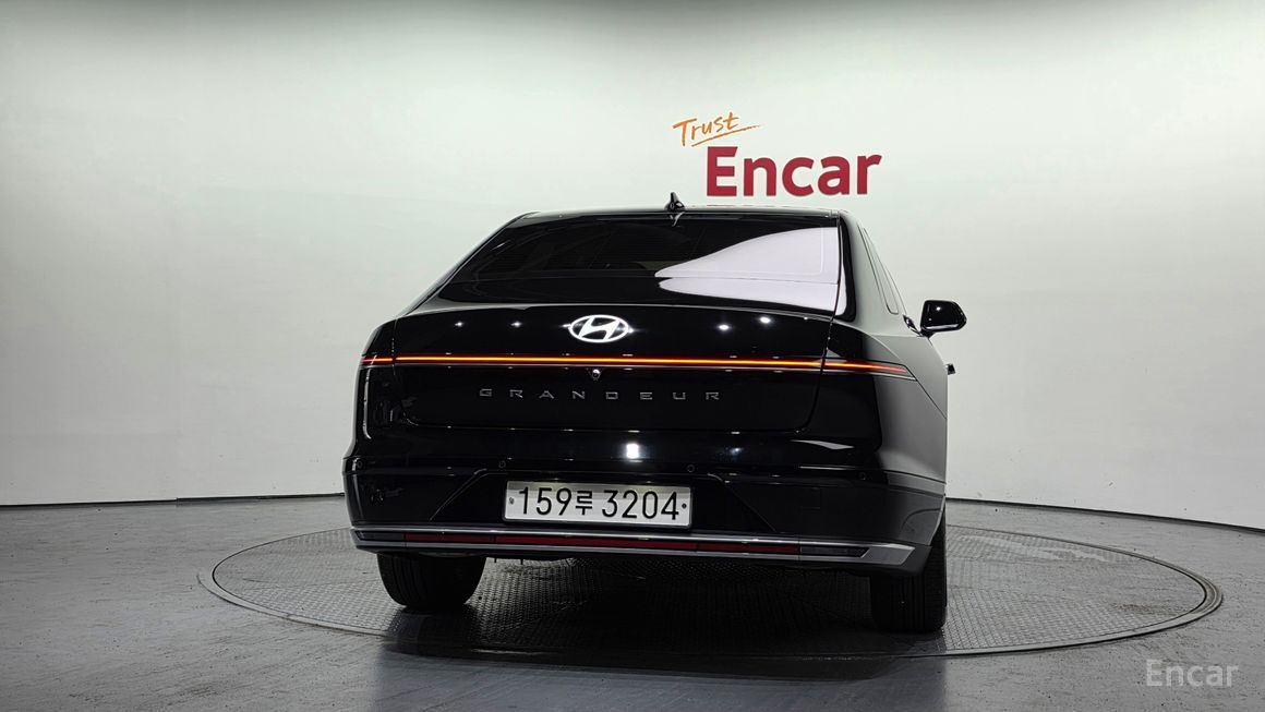 Hyundai Grandeur - фото 3
