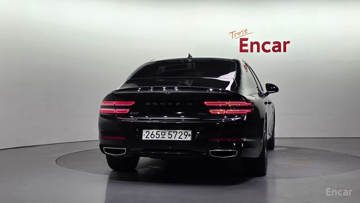 Genesis G80 - фото 3