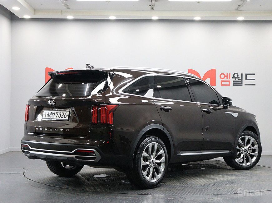 Kia Sorento - фото 2