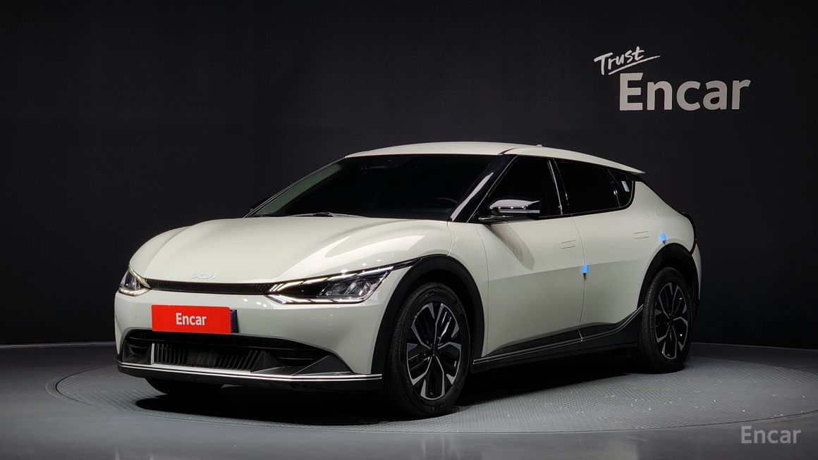 Kia EV6 - фото 0