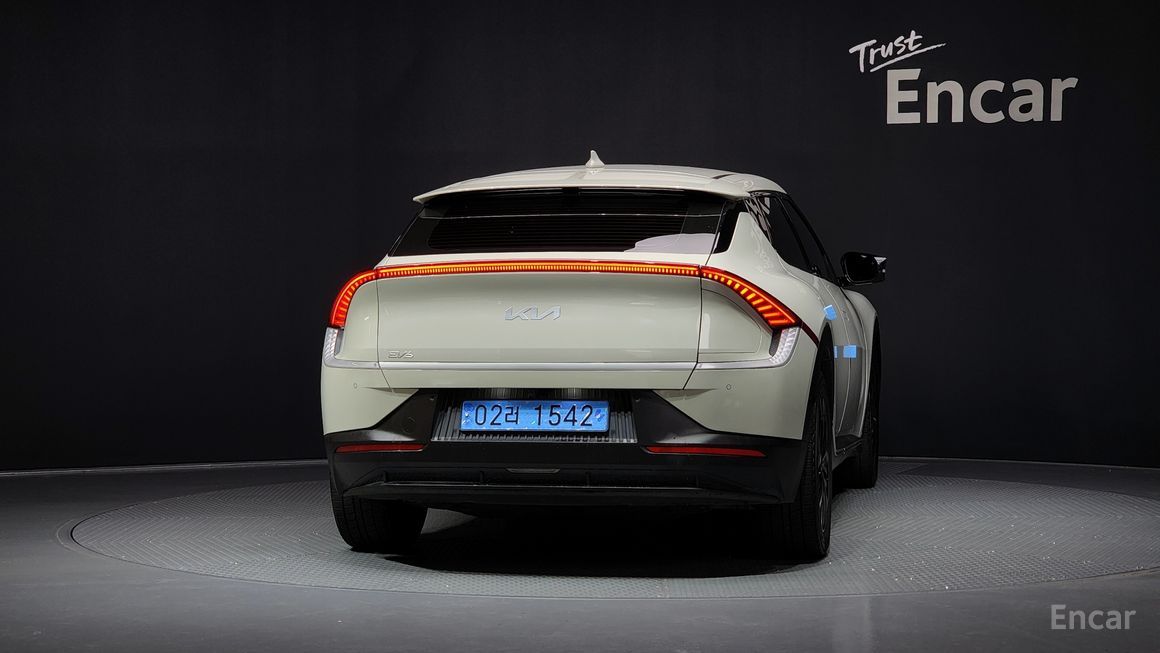Kia EV6 - фото 3