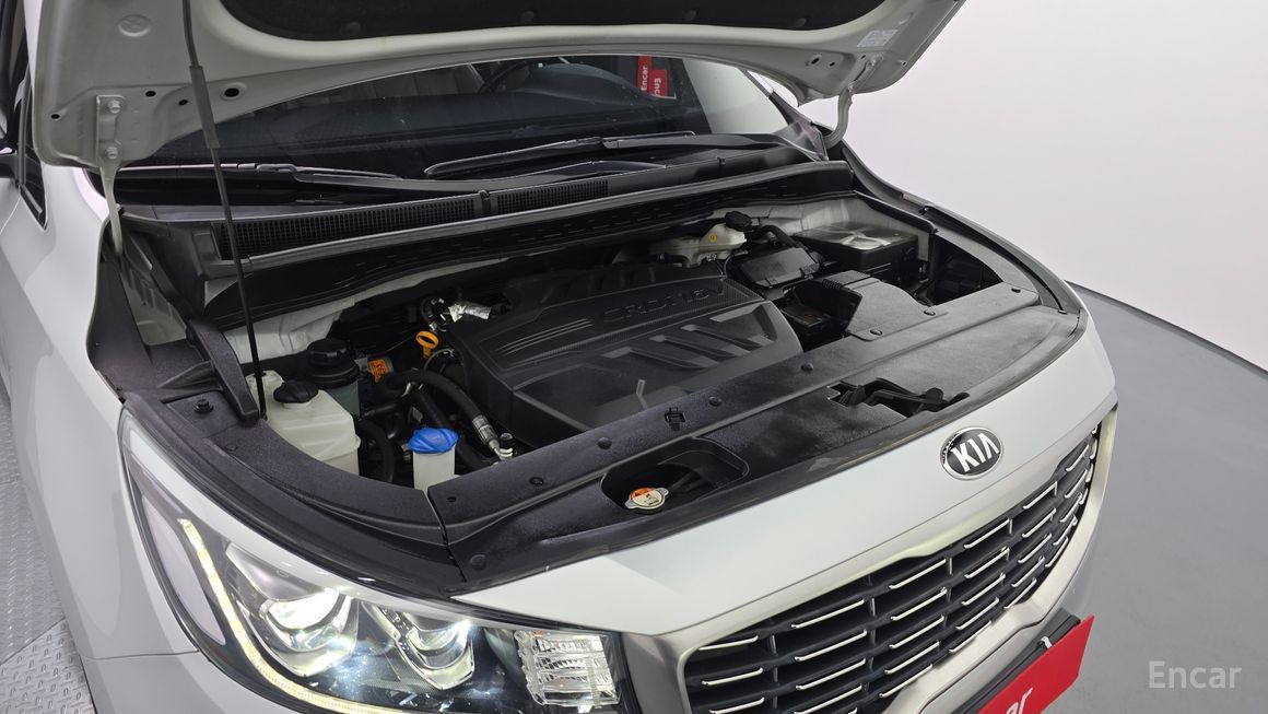 Kia Carnival - фото 5