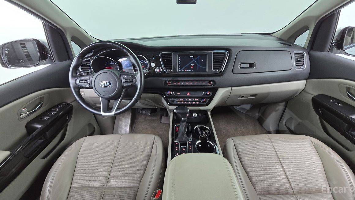 Kia Carnival - фото 6