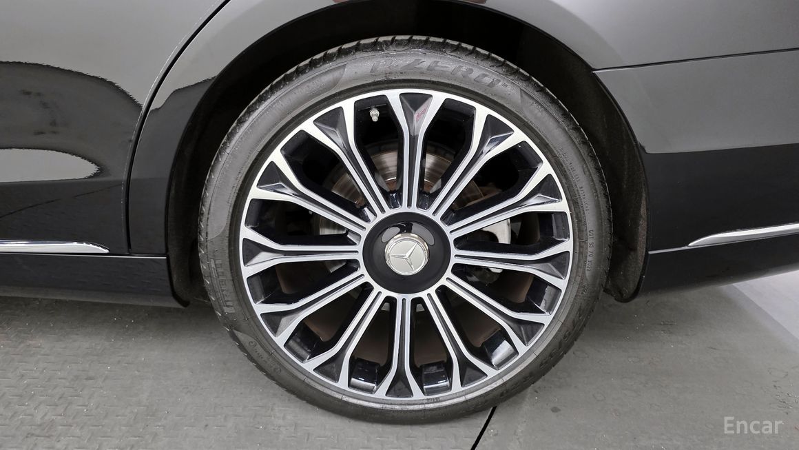 Mercedes-Benz S-Class - фото 4