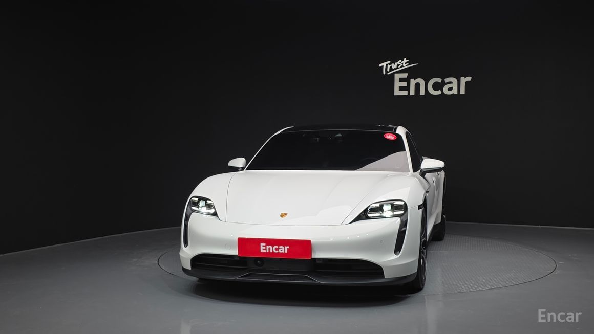 Porsche Taikan - фото 2