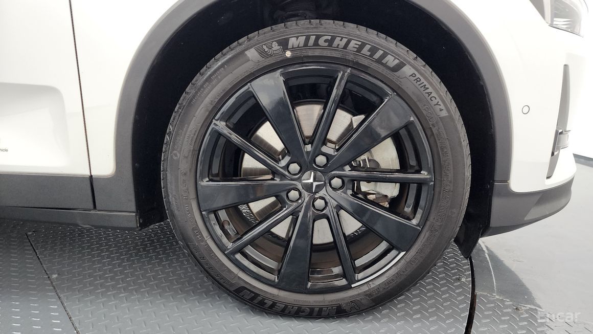 Polestar 2 - фото 4