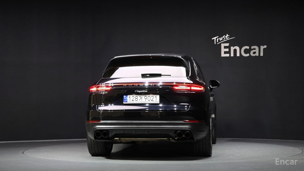 Porsche Cayenne - фото 3