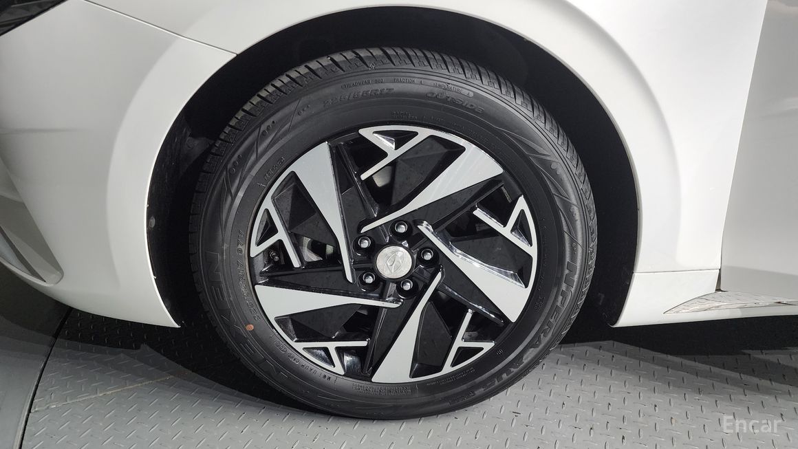 Hyundai Grandeur - фото 4