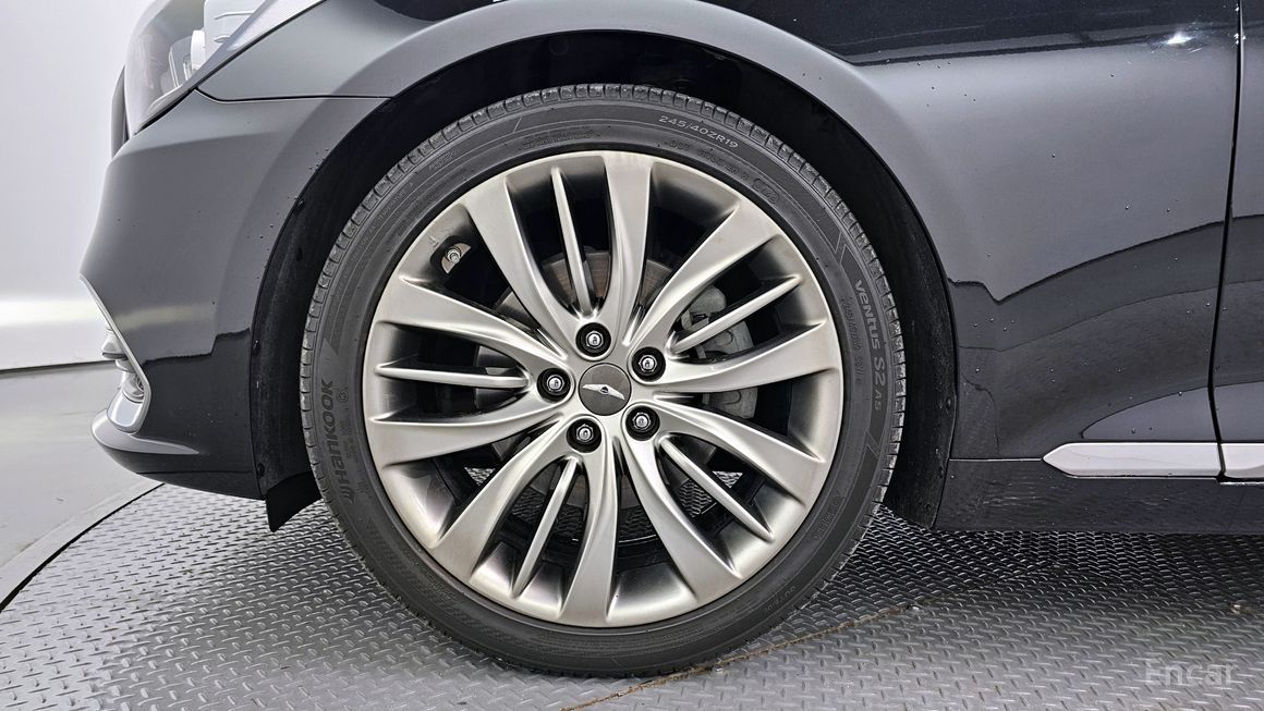 Genesis G80 - фото 4