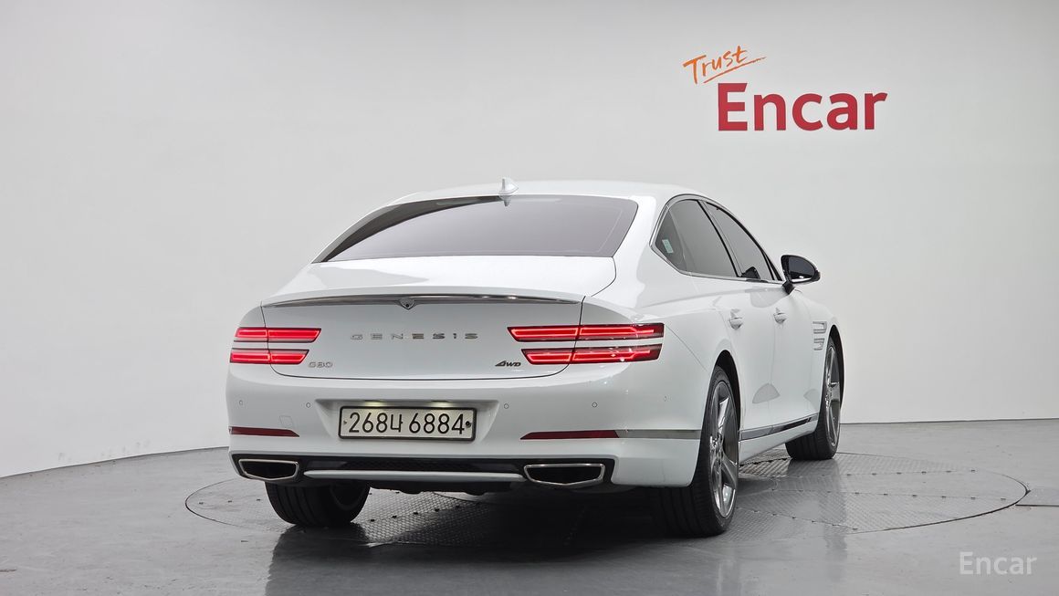 Genesis G80 - фото 3