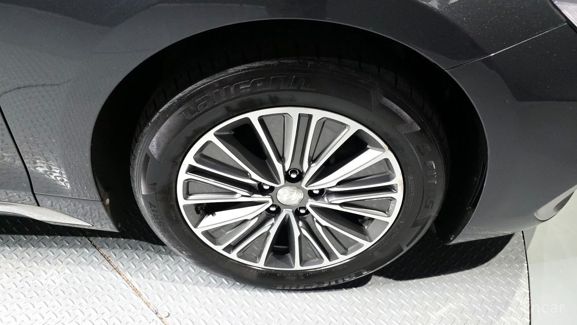 Hyundai Grandeur - фото 4