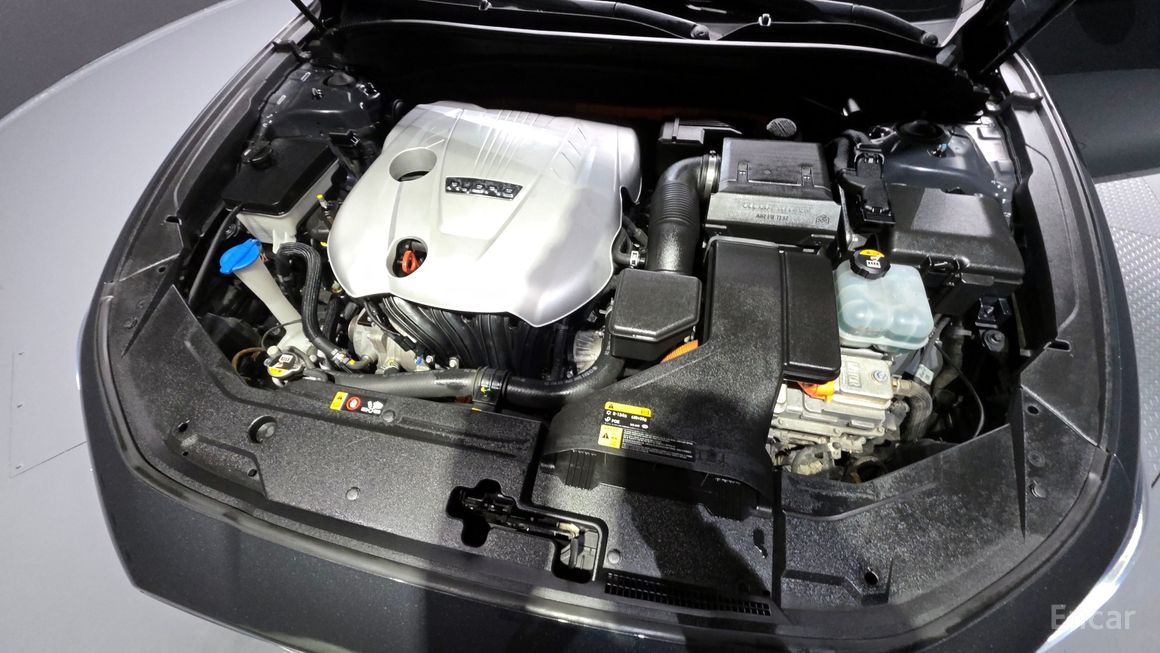 Hyundai Grandeur - фото 5