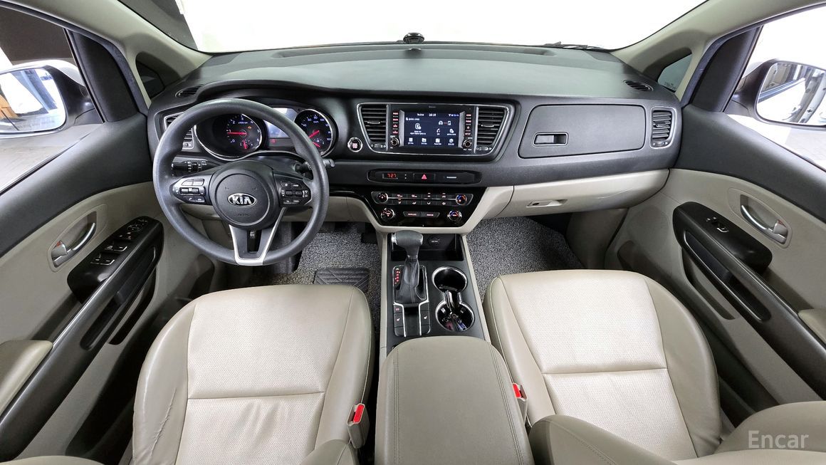 Kia Carnival - фото 6