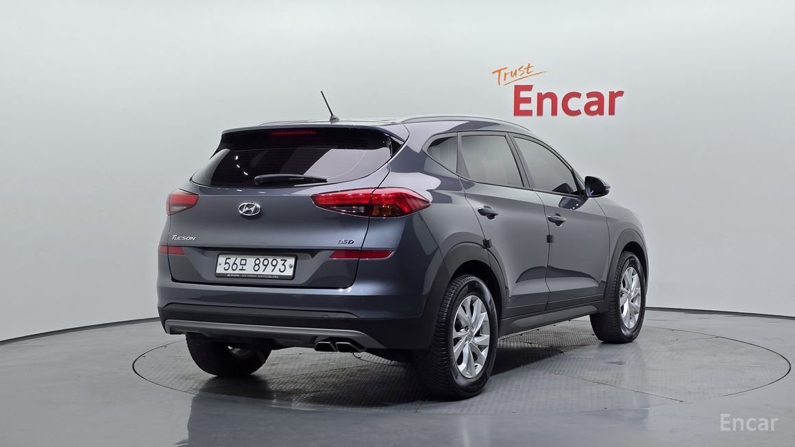 Hyundai Tucson - фото 1