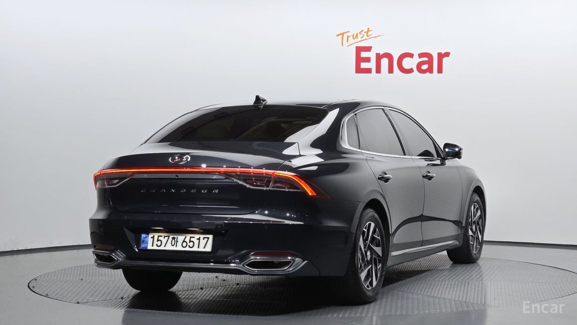 Hyundai Grandeur - фото 1