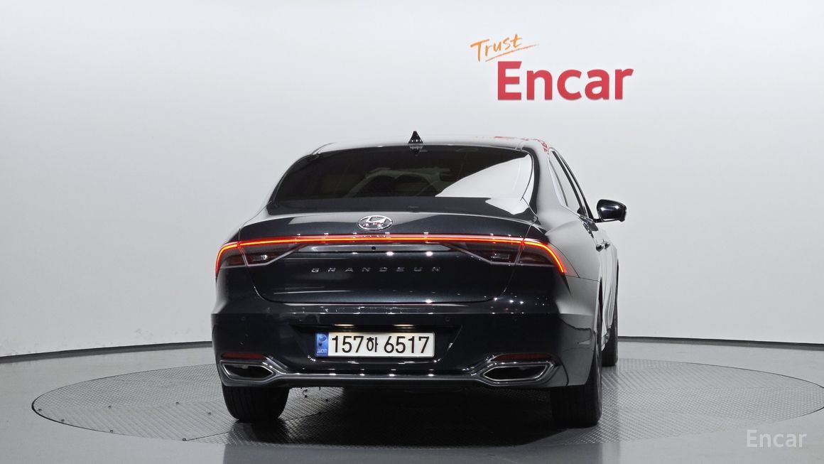 Hyundai Grandeur - фото 3