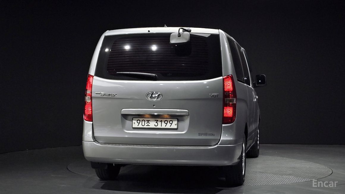 Hyundai Starex - фото 3