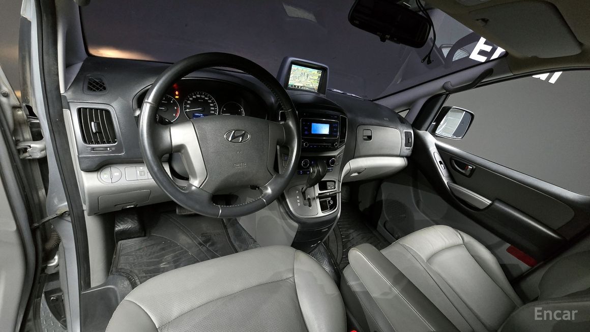Hyundai Starex - фото 6