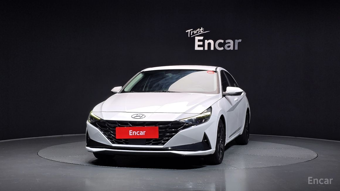 Hyundai Avante - фото 2