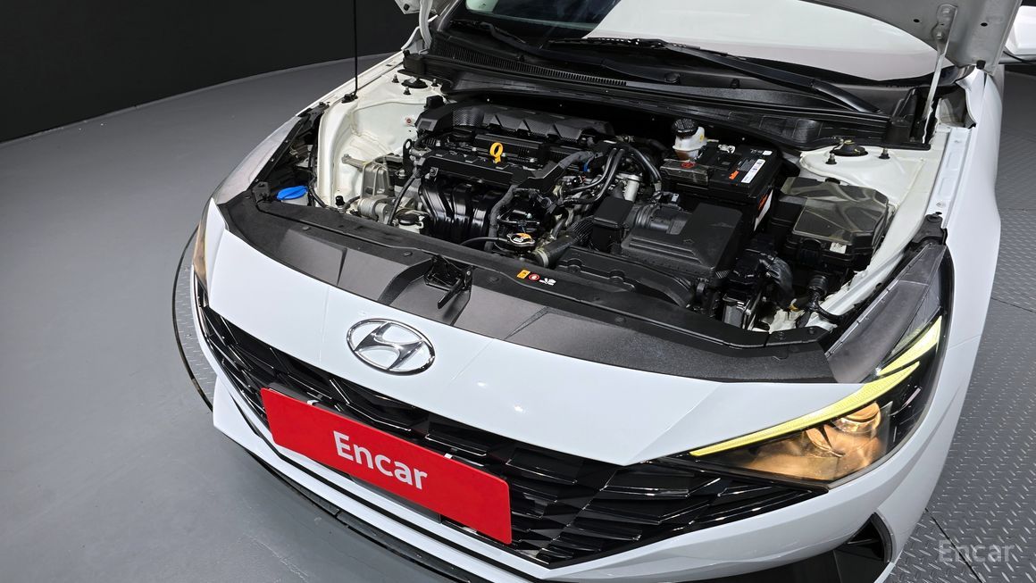 Hyundai Avante - фото 5