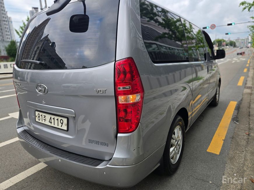 Hyundai Starex - фото 3