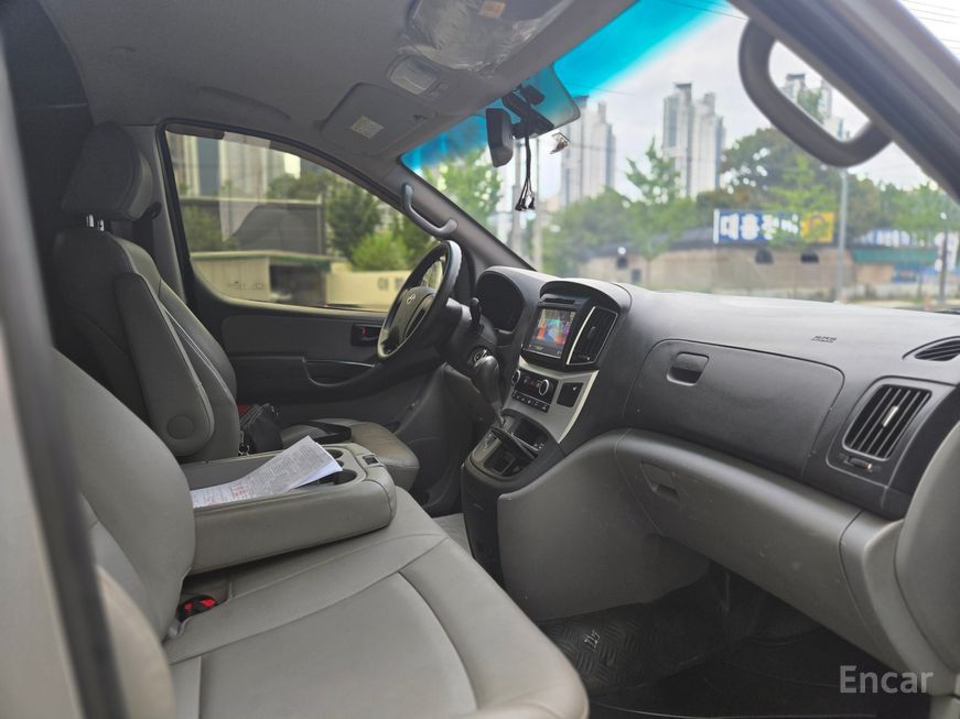 Hyundai Starex - фото 5