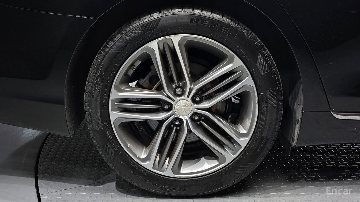 Hyundai Grandeur - фото 4