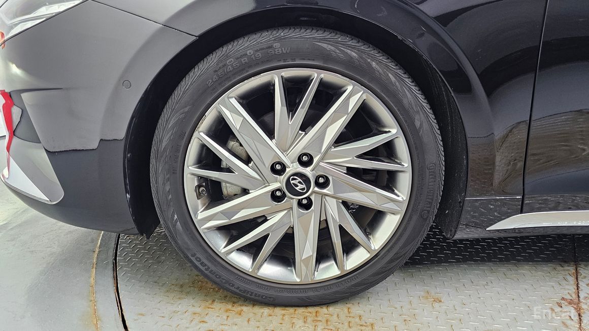 Hyundai Grandeur - фото 4