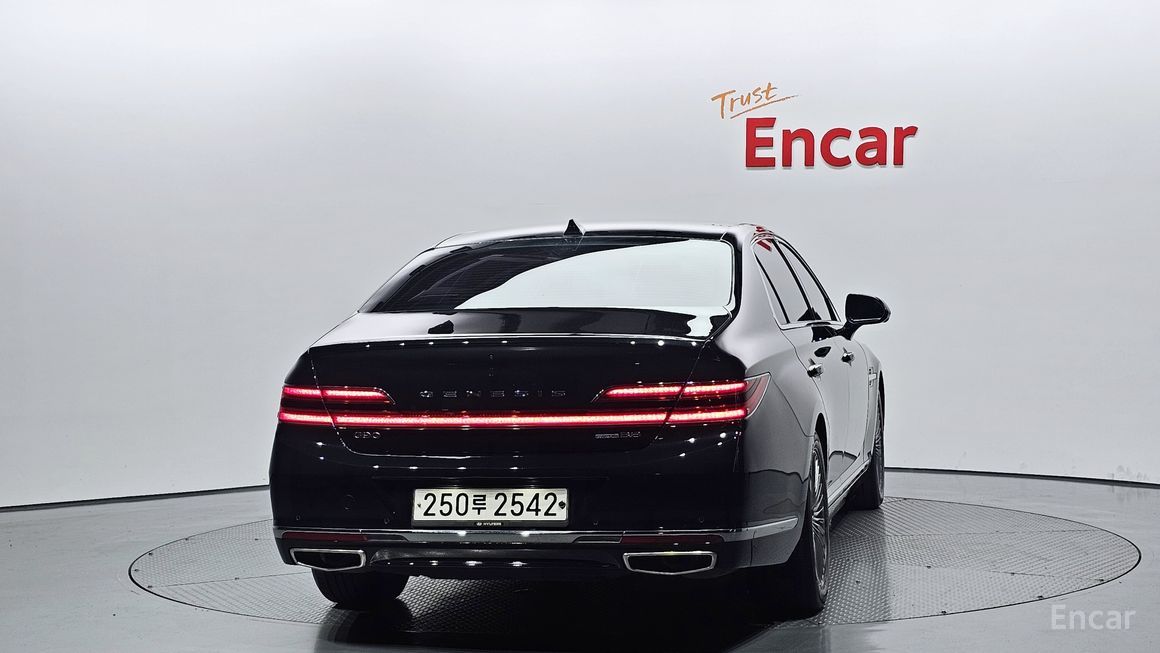 Genesis G90 - фото 3