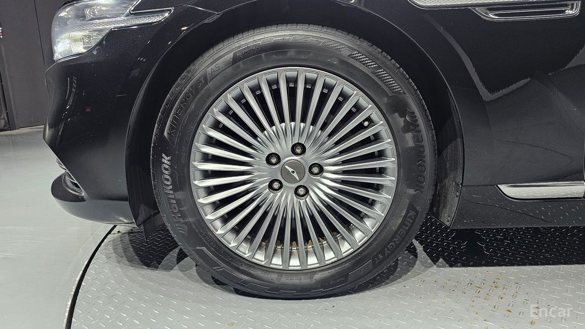 Genesis G90 - фото 4