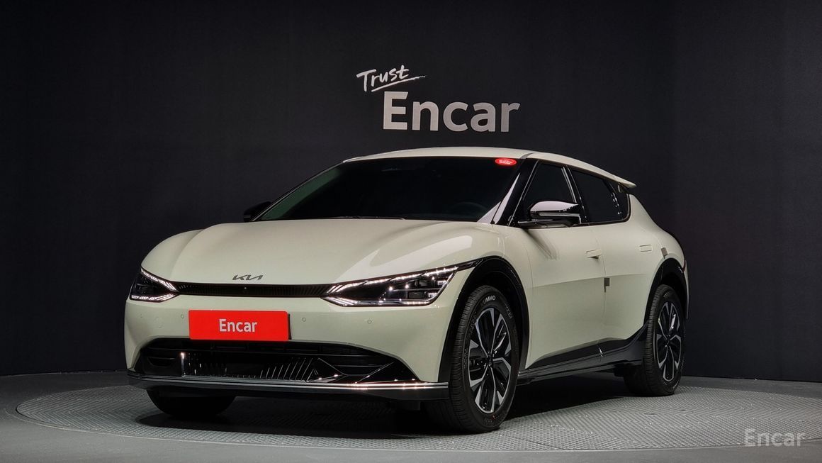 Kia EV6 - фото 0